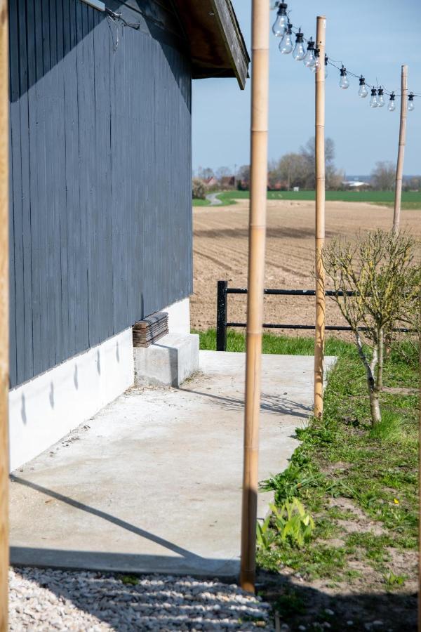 Roulotte Et Sauna De Tonton Bouvy Au Domaine Du Reuze Winnezeele Dış mekan fotoğraf